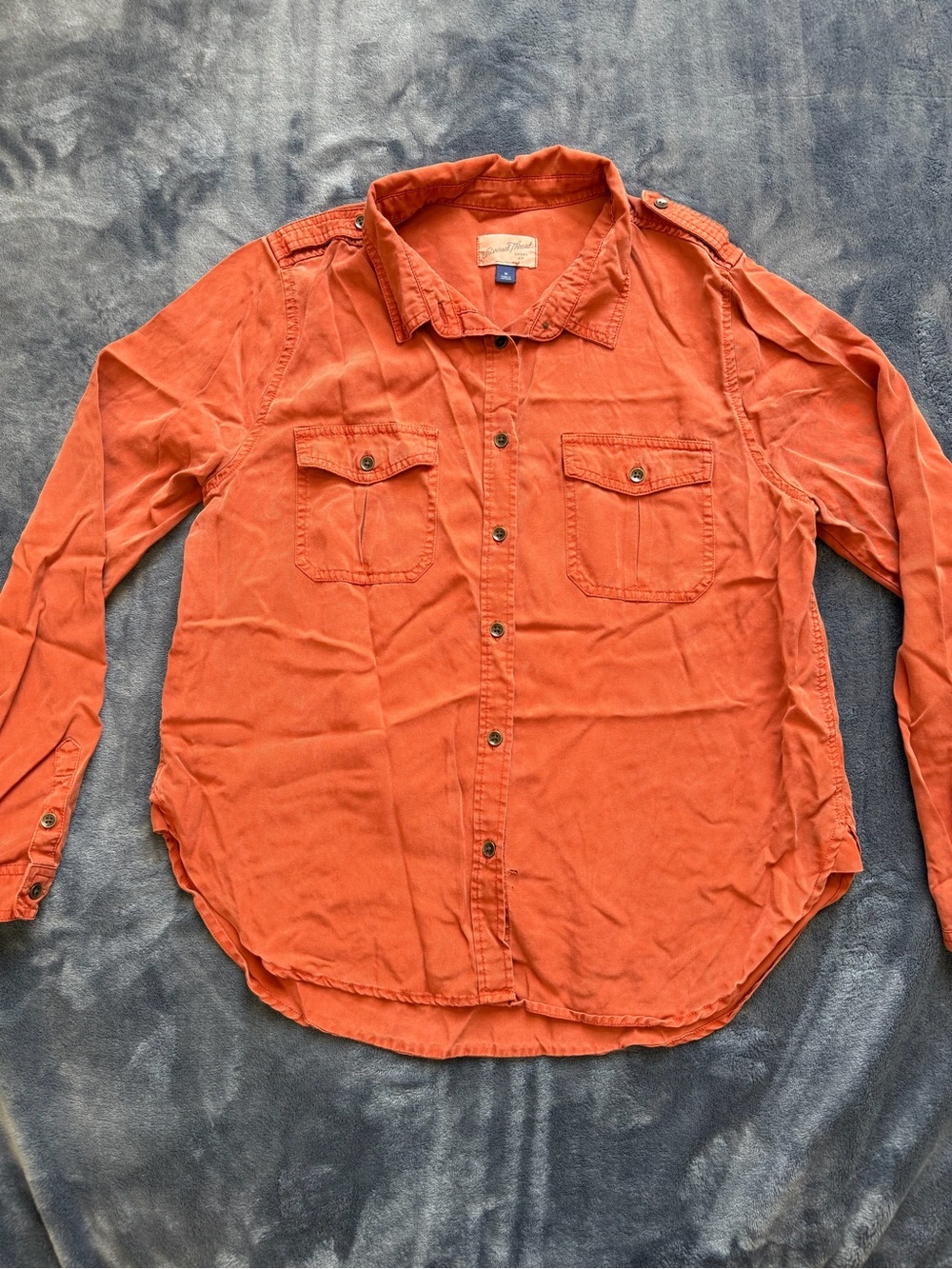 Universal Thread Women’s Medium Orange Button Down Utility Shirt Long Sleeve.